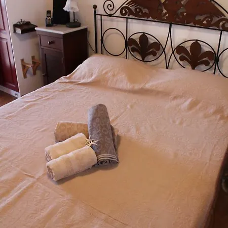 Tsigonias Traditional Márpissa